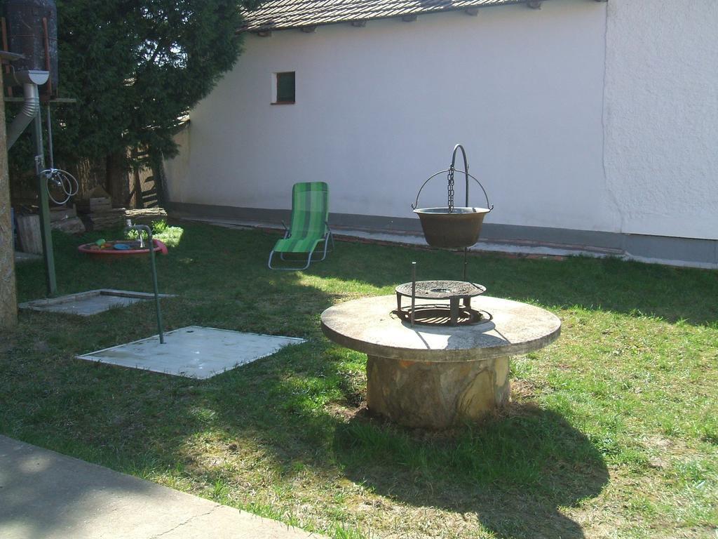 Feherszeker Apartmanok Abádszalók Εξωτερικό φωτογραφία