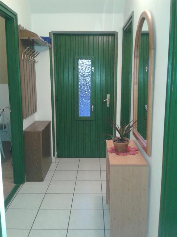 Feherszeker Apartmanok Abádszalók Δωμάτιο φωτογραφία