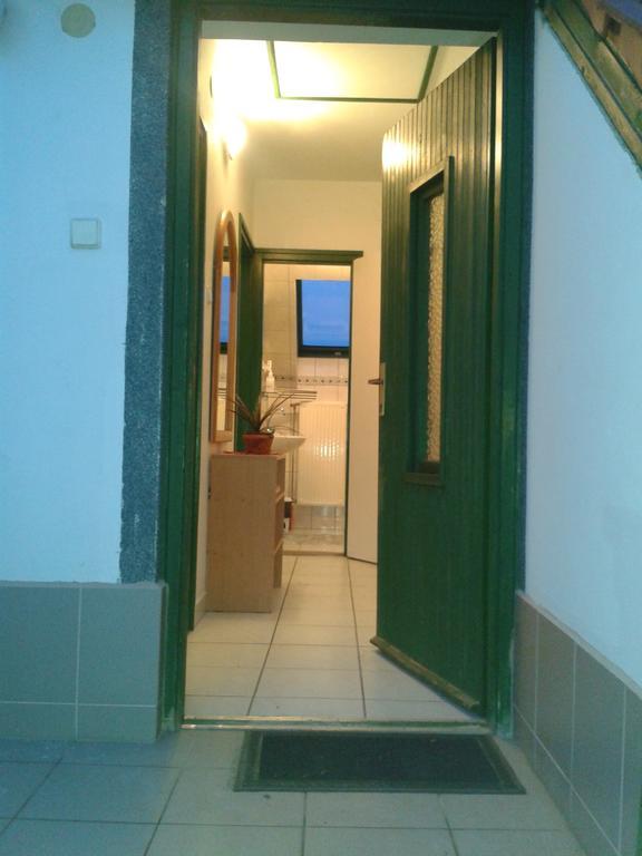 Feherszeker Apartmanok Abádszalók Δωμάτιο φωτογραφία